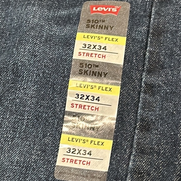 Levi's Men's Blue Jeans - Picture 3 of 8